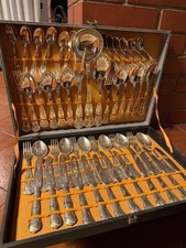 posate in argento 800. Servito